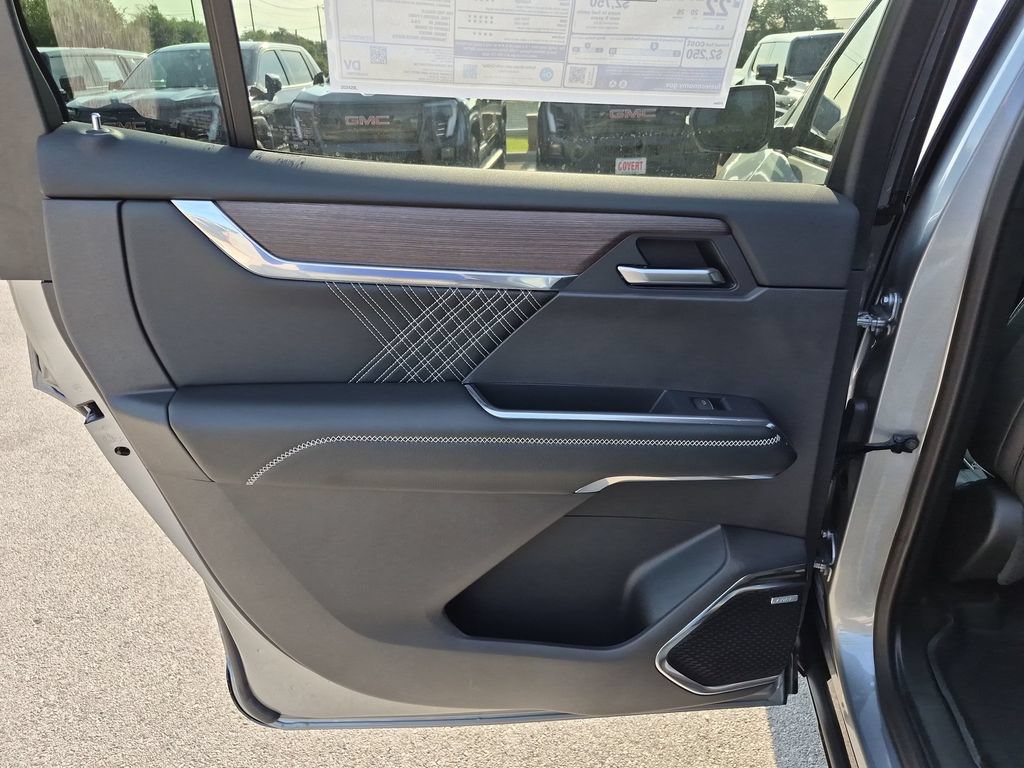 New 2026 GMC Acadia Denali w/ Super Cruise Package FWD image 35