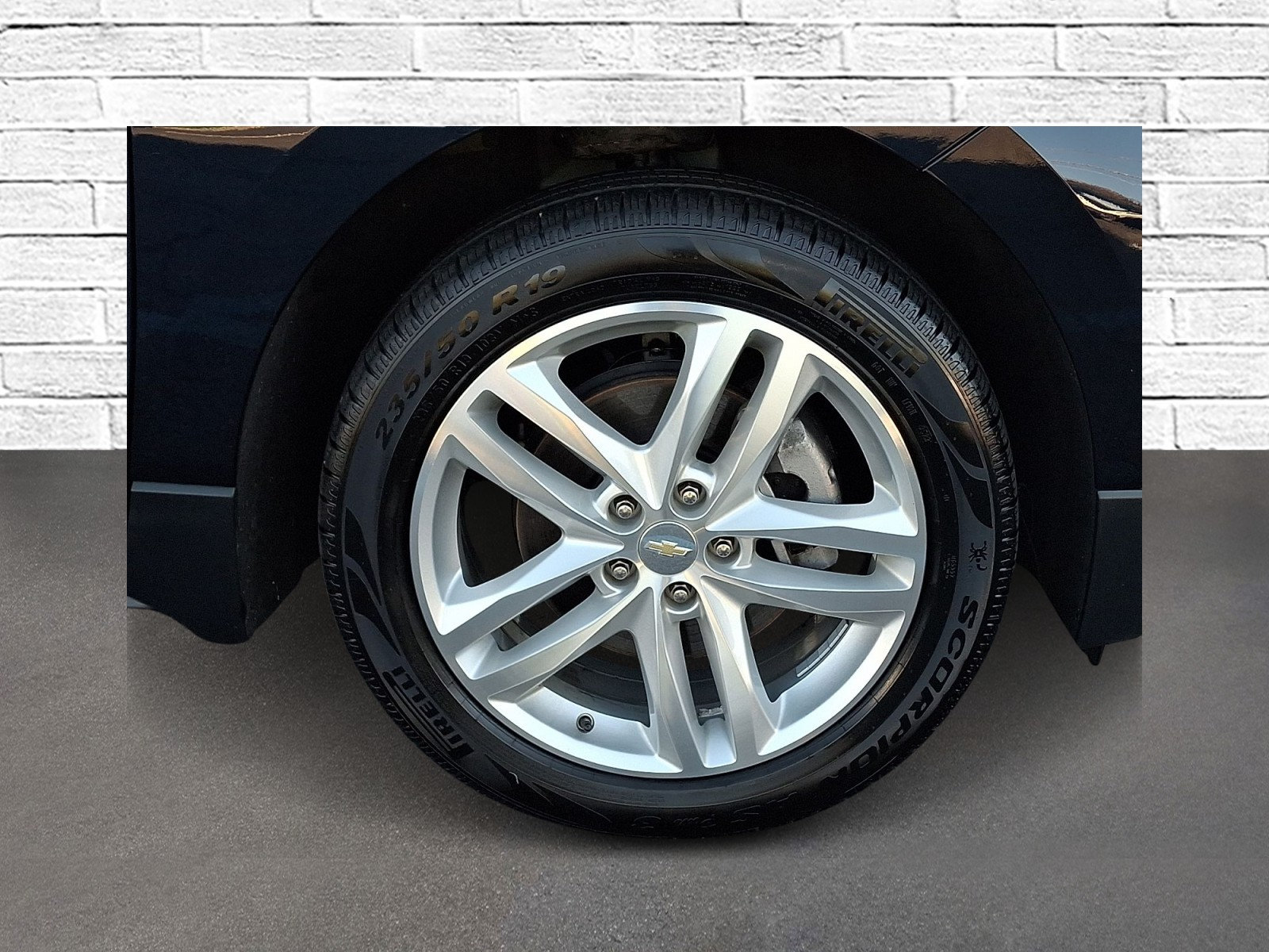 Used 2020 Chevrolet Equinox Premier AWD/4WD image 9