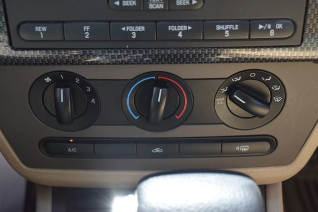 Used 2009 Ford Fusion SE AWD/4WD image 28