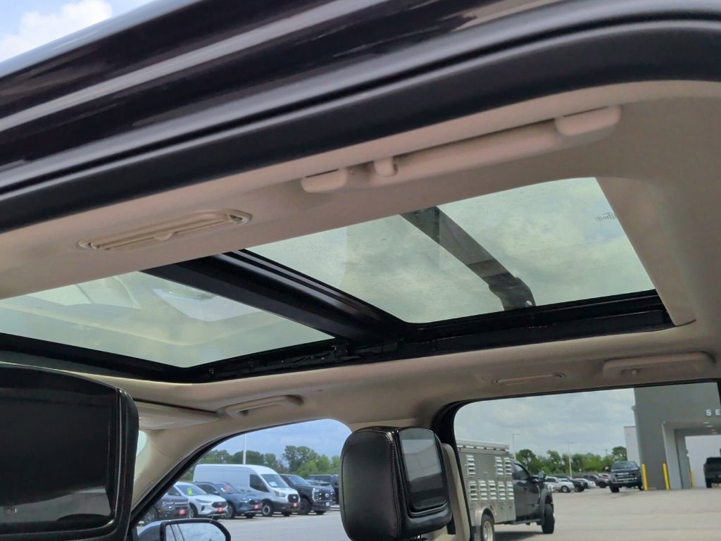 Used 2019 Ford Expedition Platinum image 26