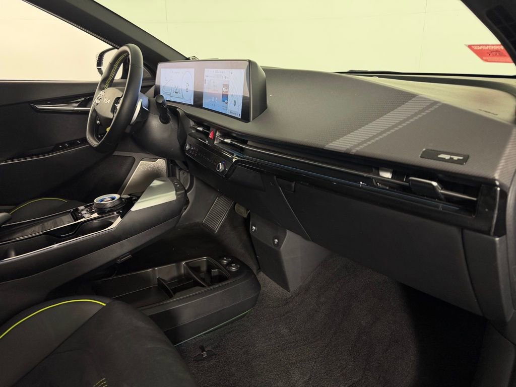 Used 2024 Kia EV6 GT image 33