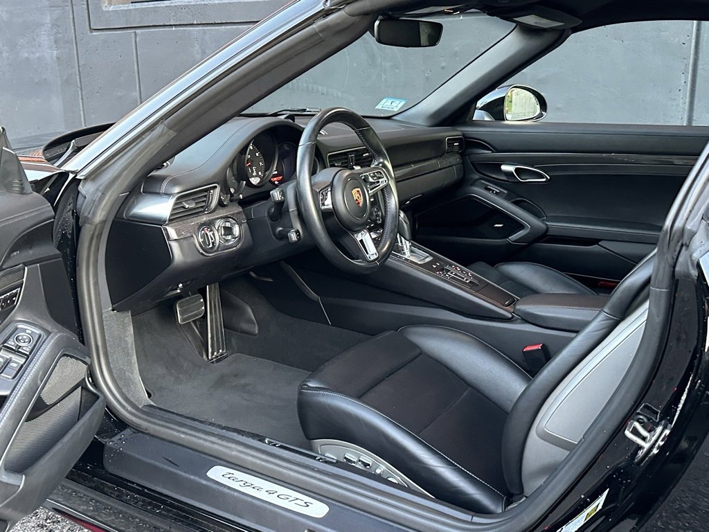 Certified 2019 Porsche 911 Targa 4 GTS image 4