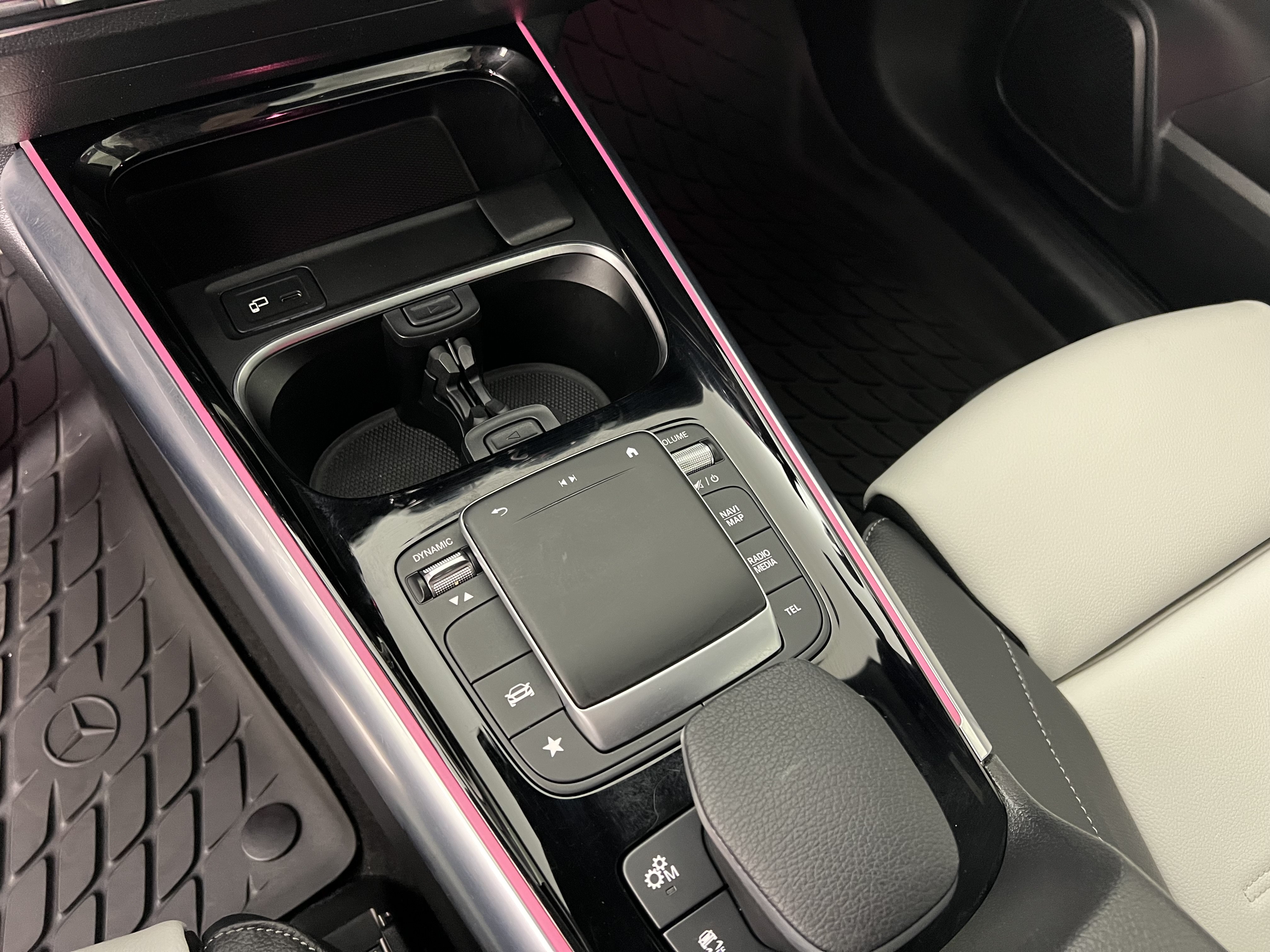 Certified 2022 Mercedes-Benz GLA 45 AMG 4MATIC image 31