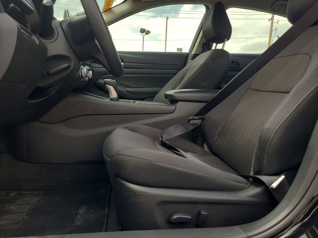 Used 2025 Nissan Altima 2.5 SV FWD image 20