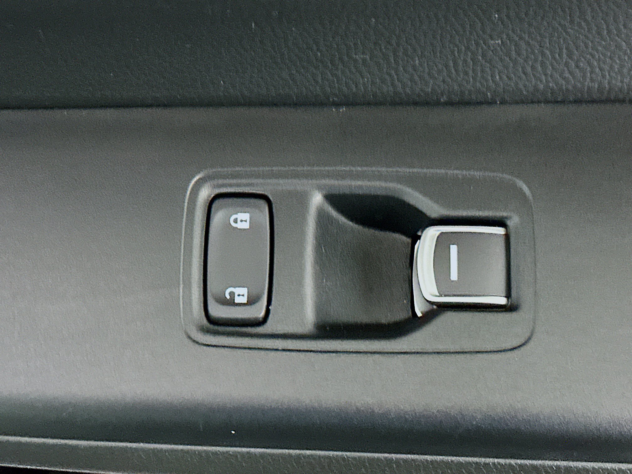 Used 2024 Honda CR-V EX-L image 29