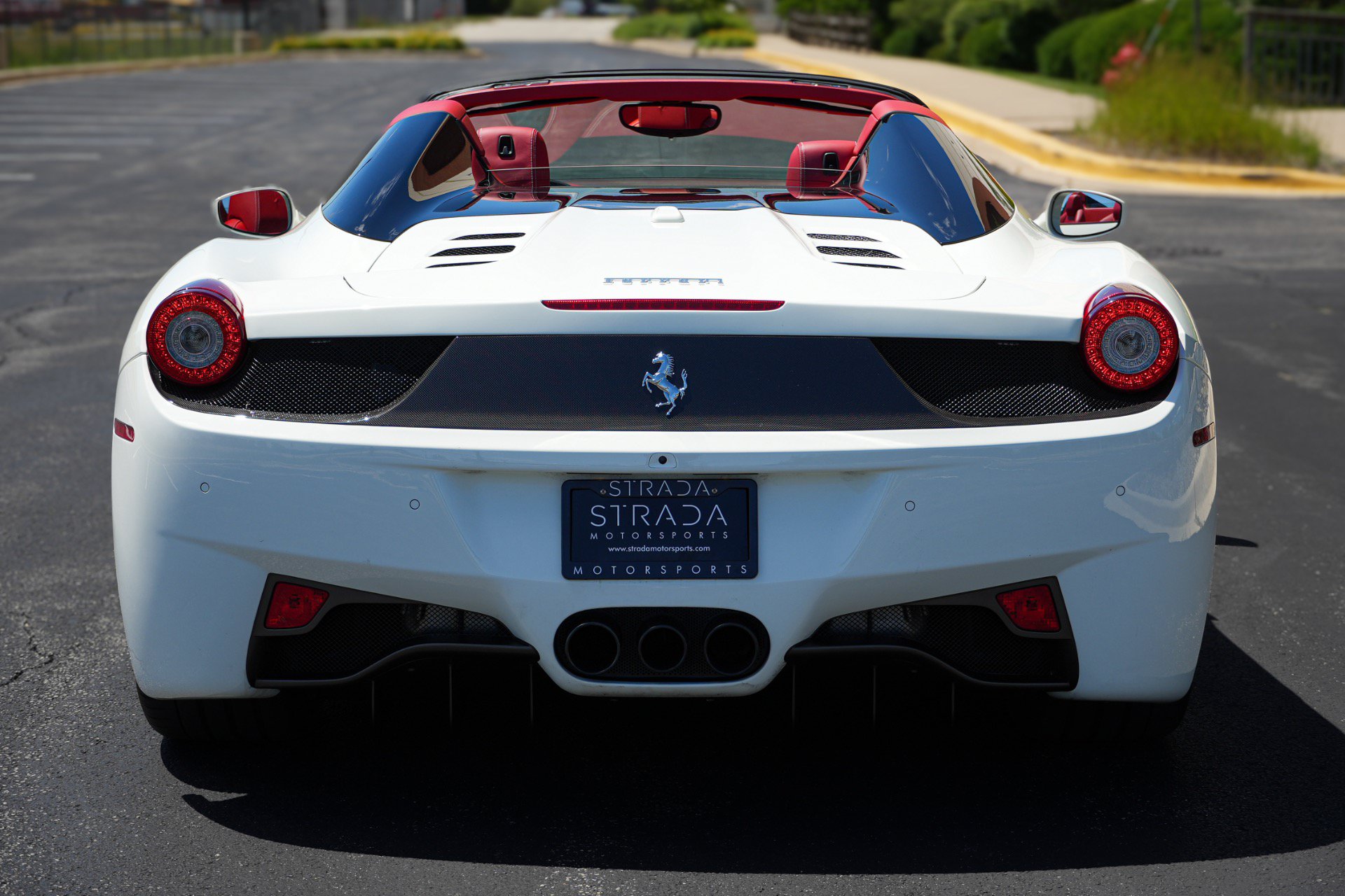 Used 2013 Ferrari 458 Spider RWD image 5