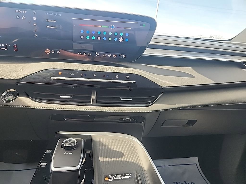 Used 2025 Buick Enclave Sport Touring image 20