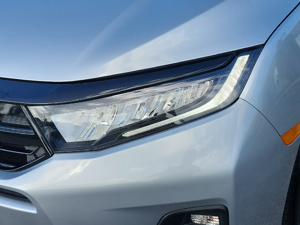 Used 2025 Honda Odyssey Touring image 13