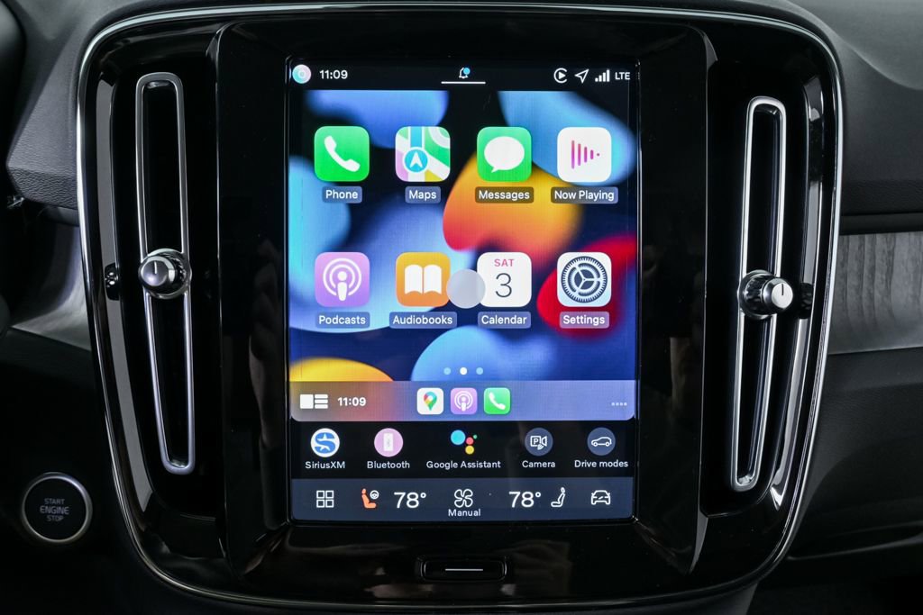 New 2026 Volvo XC40 B5 Core image 15