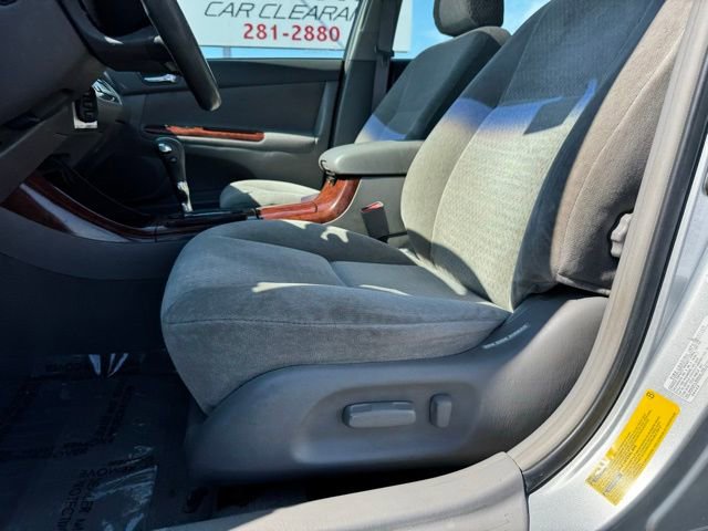 Used 2003 Toyota Camry XLE image 7