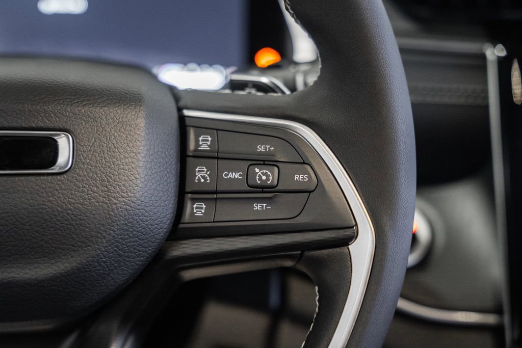 New 2025 Jeep Grand Cherokee 4WD image 26