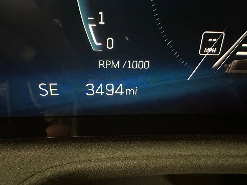Used 2024 Cadillac XT4 Sport w/ Cold Weather Package image 18