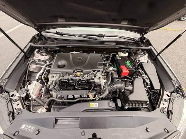 Used 2020 Toyota Camry XSE FWD image 11