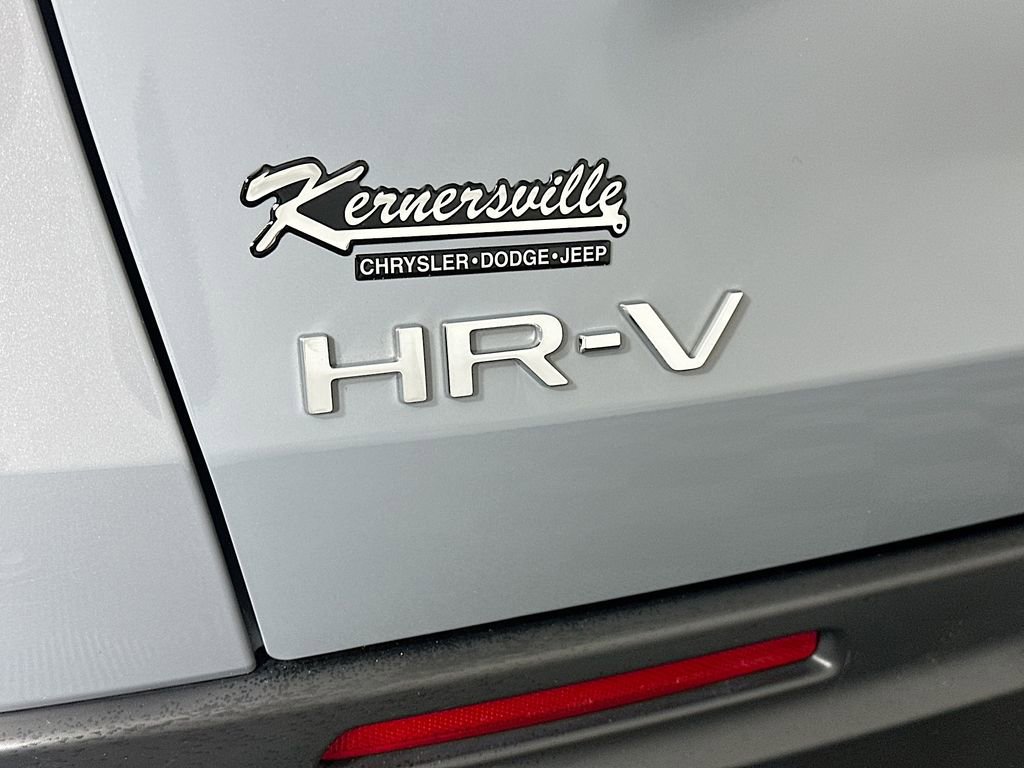 Used 2023 Honda HR-V Sport image 27