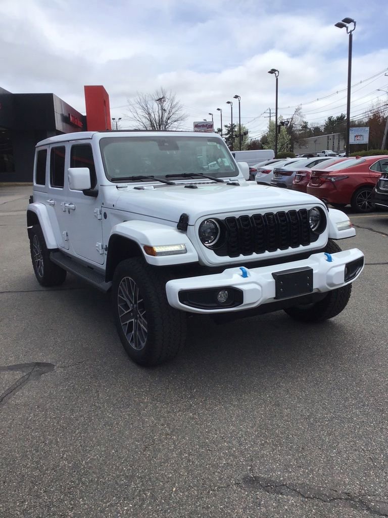 Used 2024 Jeep Wrangler High Altitude AWD/4WD image 1