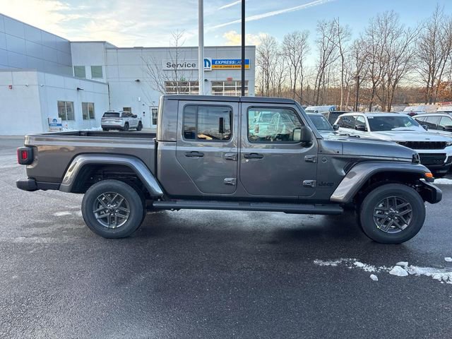 New 2026 Jeep Gladiator Sport image 2