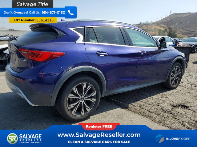 Used 2017 INFINITI QX30 Premium w/ Navigation Package AWD/4WD image 4