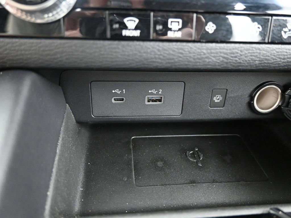 Used 2024 Mitsubishi Outlander SE image 29