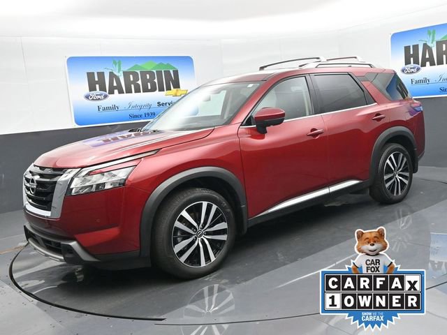 Used 2024 Nissan Pathfinder Platinum w/ Cargo Package image 1