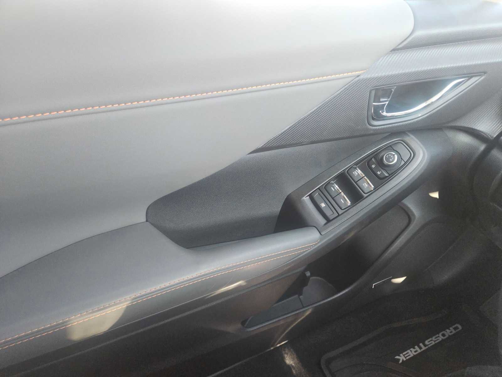 Used 2025 Subaru Crosstrek 2.5i Limited w/ Popular Package #3A image 21