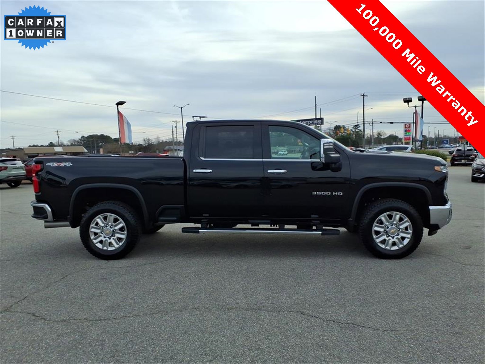Used 2025 Chevrolet Silverado 3500 LTZ w/ LTZ Convenience Package image 6