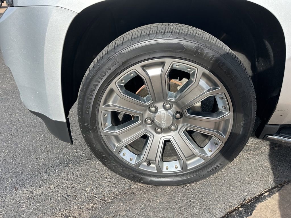 Used 2016 GMC Yukon Denali w/ Open Road Package image 45