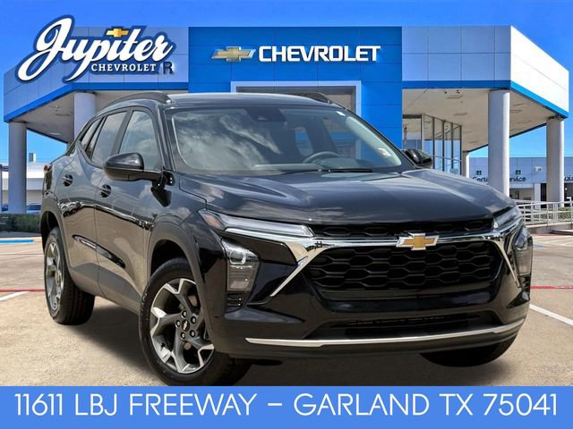 Used 2025 Chevrolet Trax LT