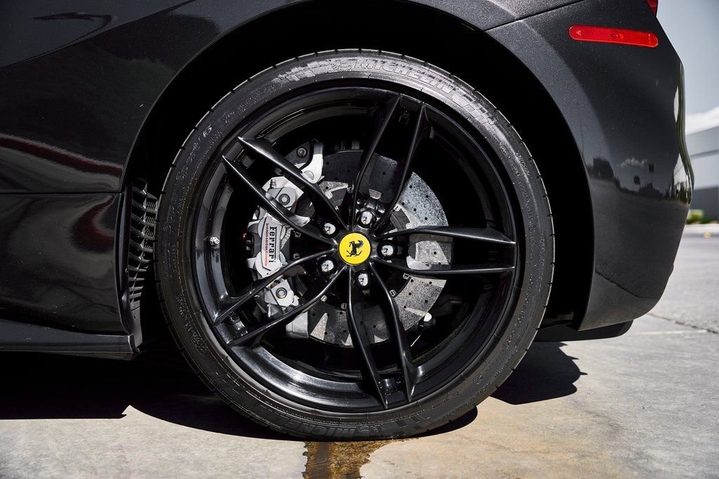 Used 2018 Ferrari 488 Spider image 26