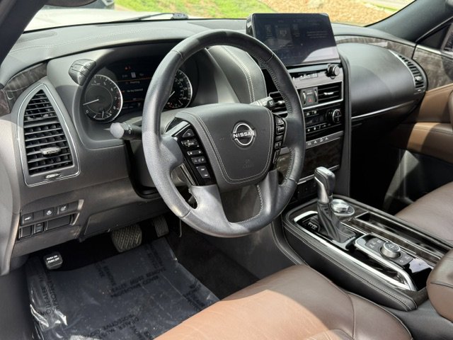 Used 2023 Nissan Armada Platinum w/ Captain's Chairs Package AWD/4WD image 14