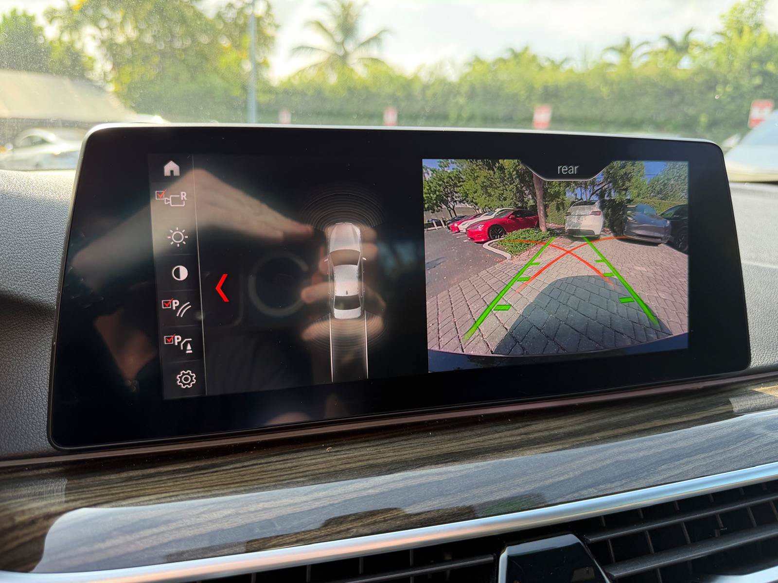Used 2019 BMW 530e RWD image 32