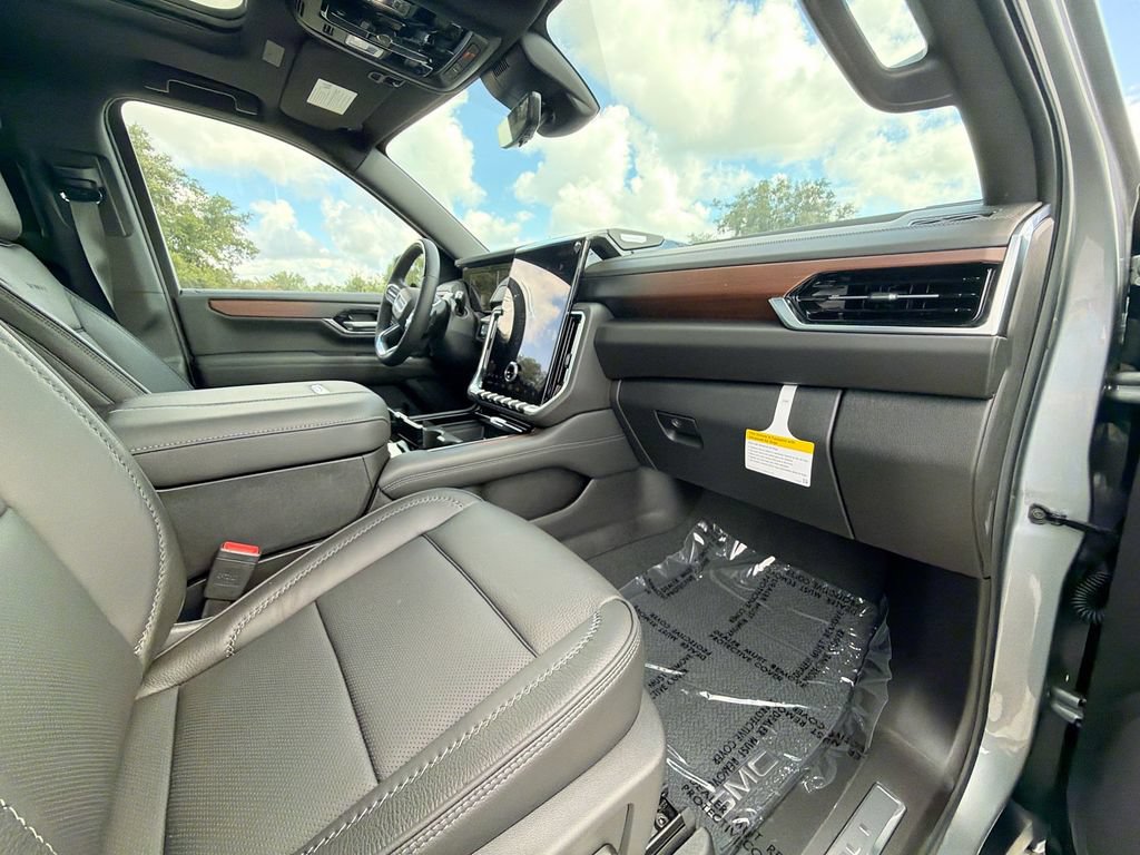 New 2026 GMC Yukon Denali w/ Advanced Technology Package AWD/4WD image 31