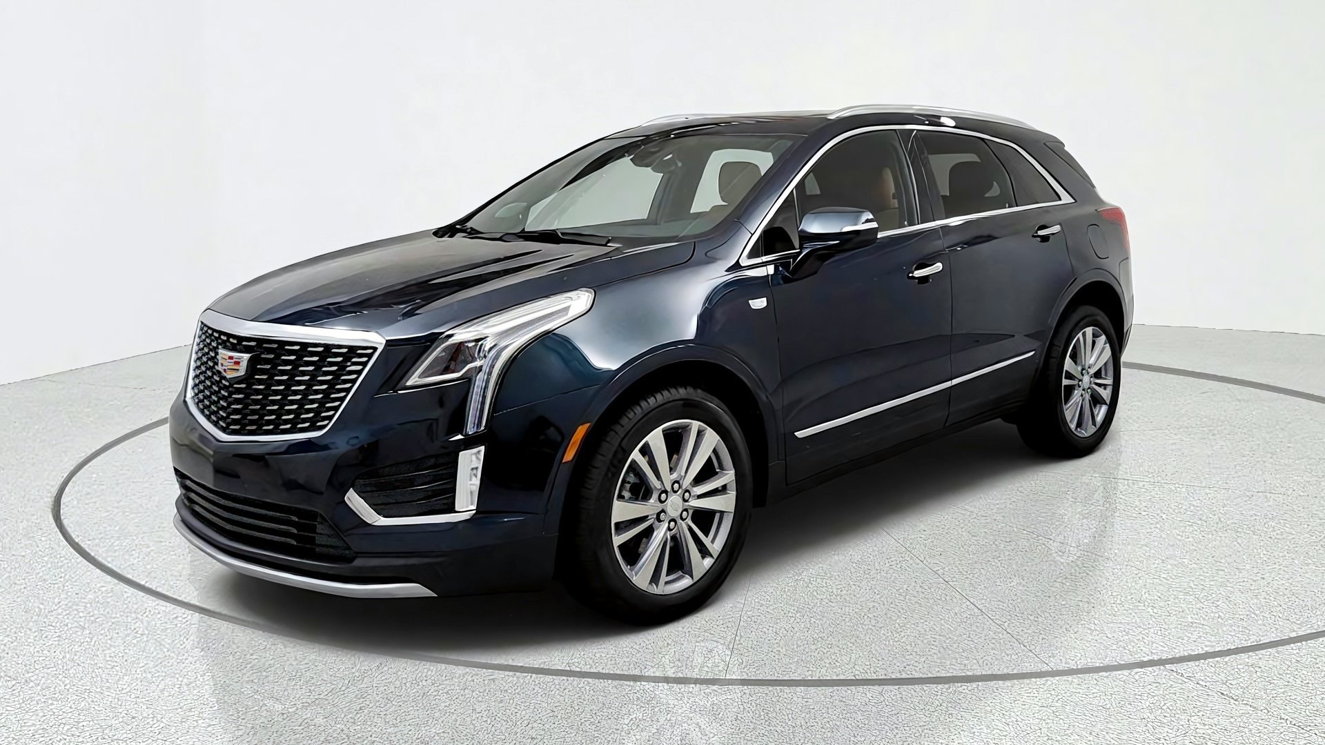 Certified 2024 Cadillac XT5 Premium Luxury w/ LPO, Floor Liner Package