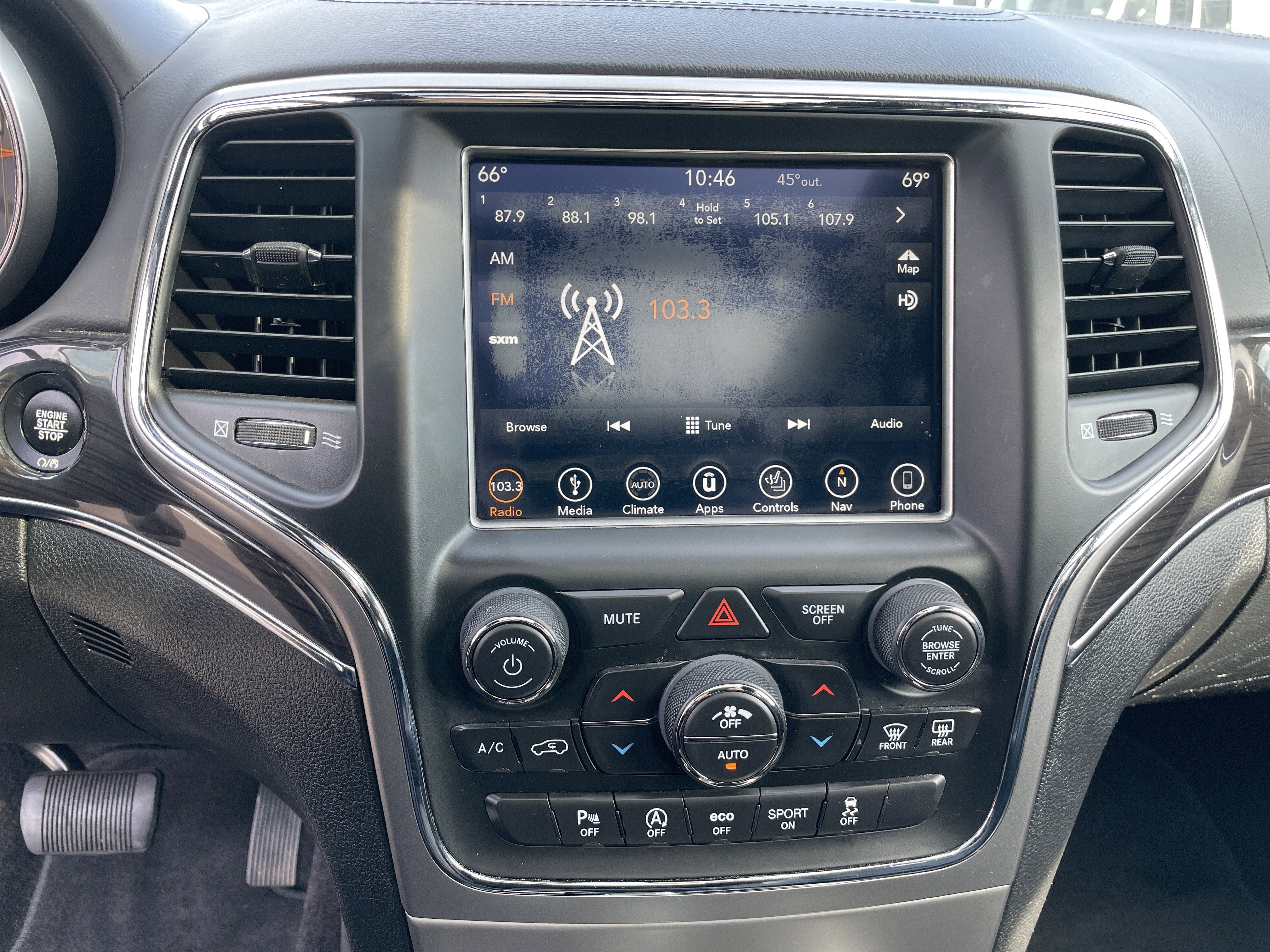 Used 2018 Jeep Grand Cherokee Overland image 49