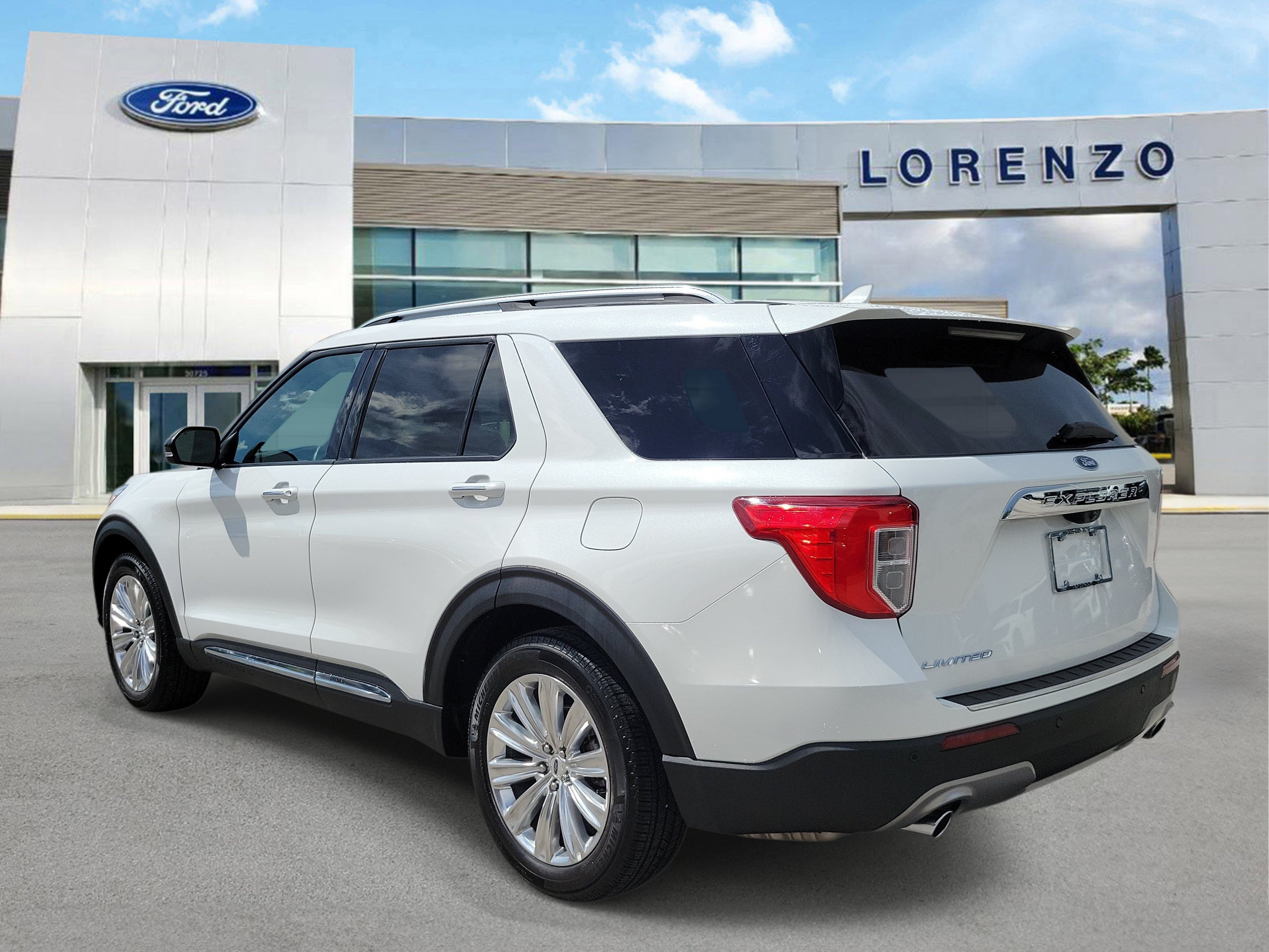 Certified 2023 Ford Explorer Limited w/ Limited Technology Package RWD image 7