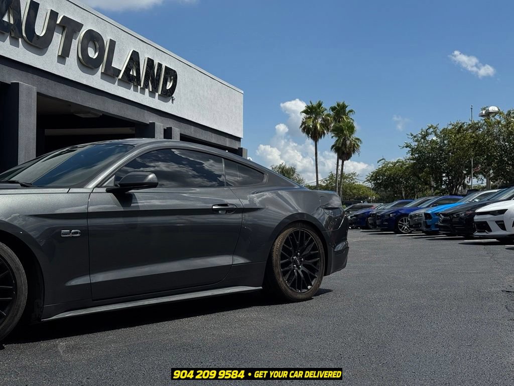 Used 2017 Ford Mustang GT w/ GT Performance Package RWD image 2