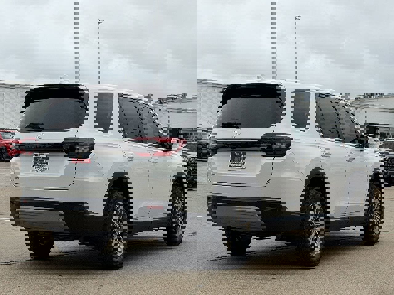 Used 2025 Honda Pilot EX-L image 4