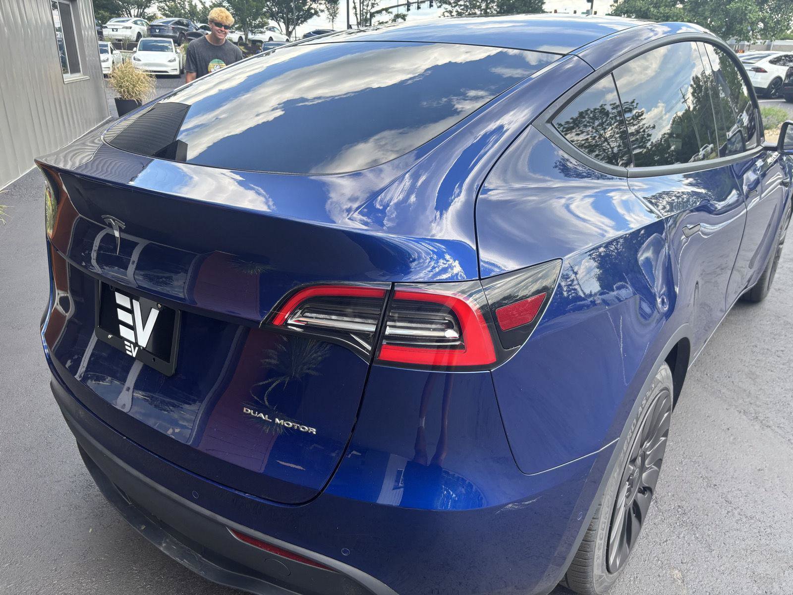 Used 2021 Tesla Model Y Long Range AWD/4WD image 7