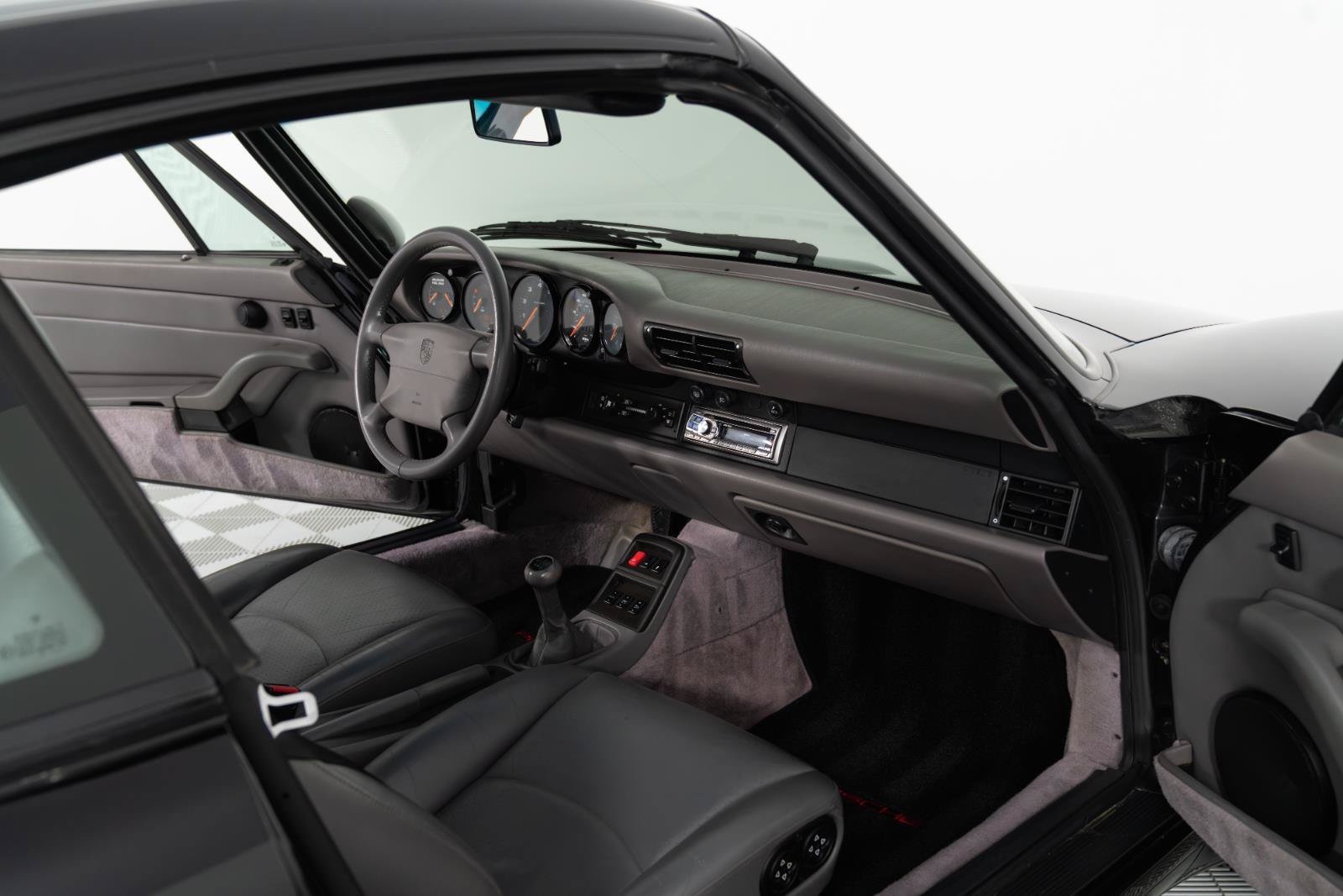 Used 1996 Porsche 911 Targa RWD image 9
