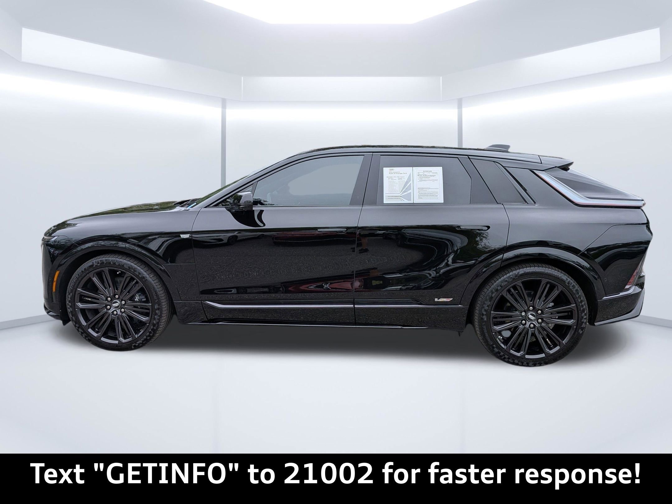 Used 2026 Cadillac Lyriq V w/ LPO, Floor Liner Package image 7