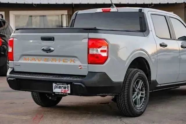 Used 2024 Ford Maverick XL image 11
