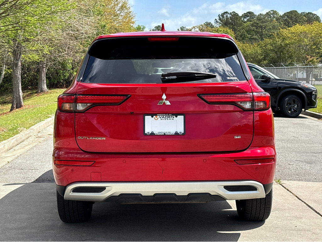 Used 2024 Mitsubishi Outlander SE image 23