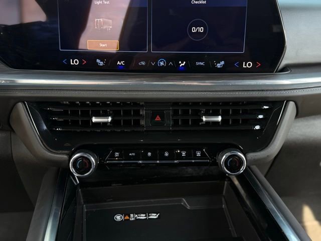 Used 2025 Chevrolet Tahoe LT AWD/4WD image 32