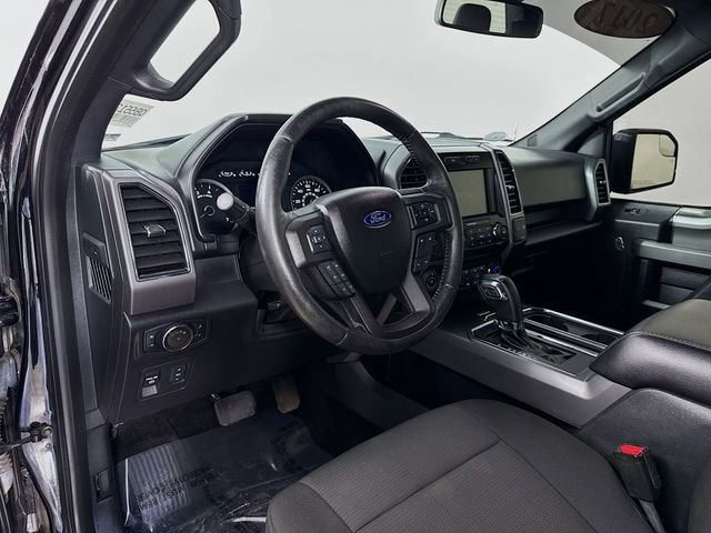 Used 2017 Ford F150 XLT w/ Equipment Group 302A Luxury image 9