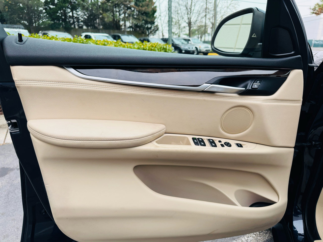 Used 2015 BMW X5 xDrive35i image 12