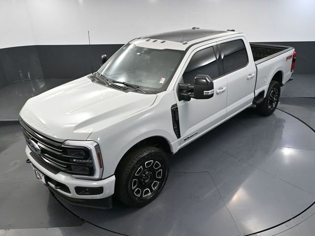 Used 2025 Ford F250 Platinum w/ FX4 Off-Road Package image 64