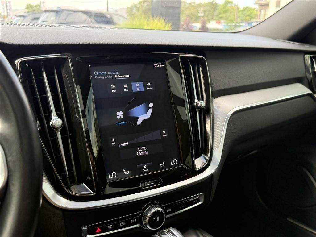 Used 2019 Volvo S60 T5 R-Design FWD image 34