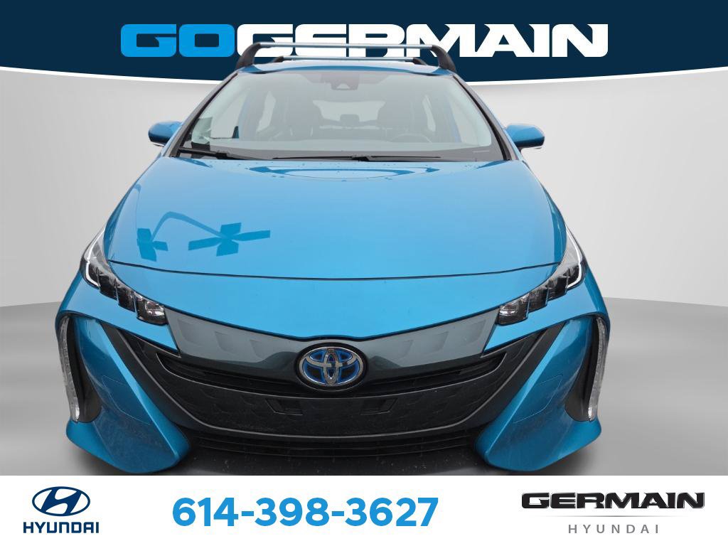 Used 2022 Toyota Prius Prime XLE FWD image 2