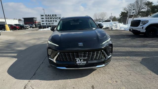 New 2026 Buick Envision Avenir image 3