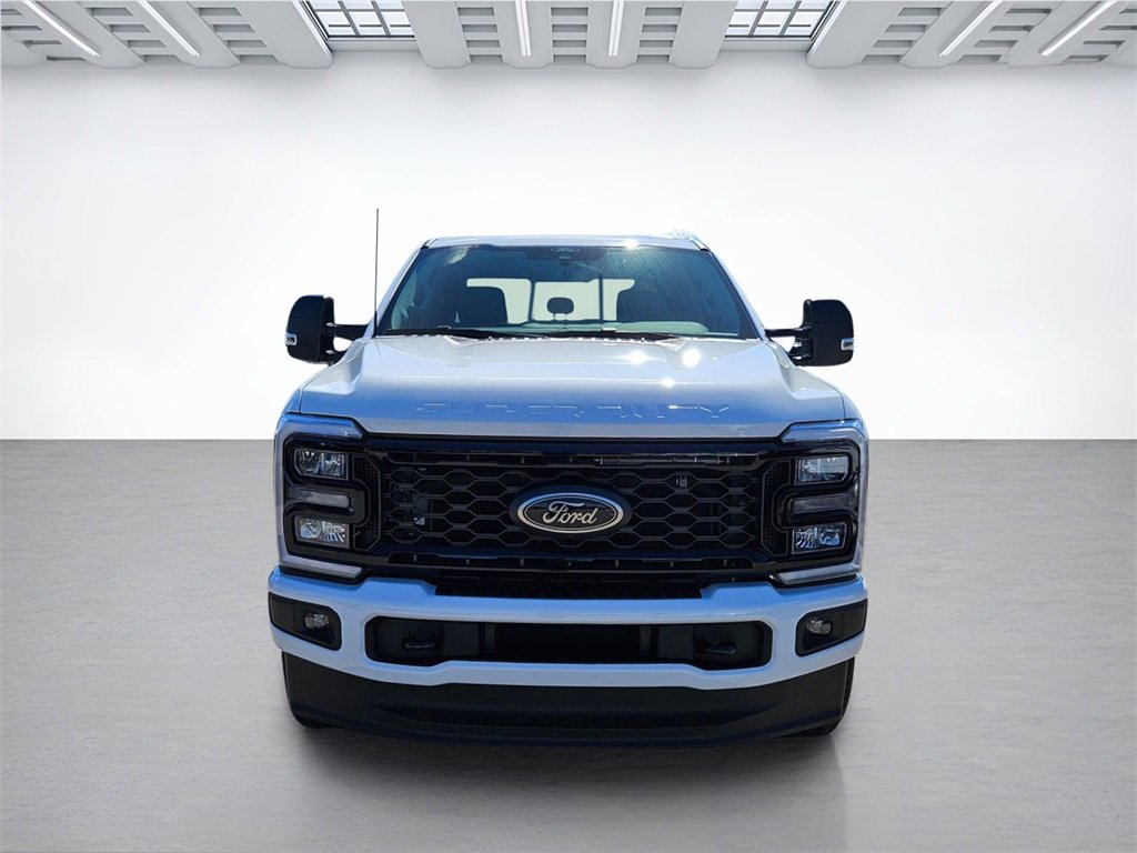 New 2026 Ford F350 XLT image 3