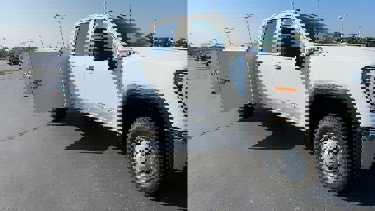 New 2025 GMC Sierra 3500 Pro w/ Convenience Package image 2